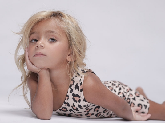 Niv.S - T4YOU MODELS סוכנות דוגמנות