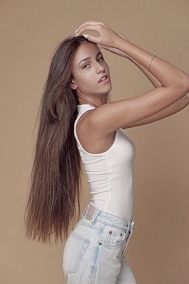 Adi.W - T4YOU MODELS סוכנות דוגמנות